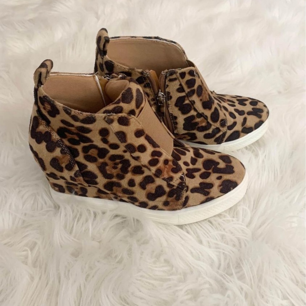 Leopard Booties - Picture 2 of 2